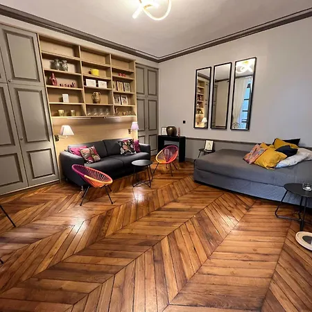 Appartement Saint-germain-des-pres Ideal Pour Visiter